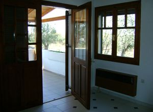 Detached House, Stavros