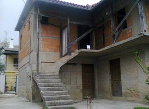Μονοκατοικία προς πώληση Κέντρο (Ζαγορά) 80 τ.μ. 2 Υπνοδωμάτια