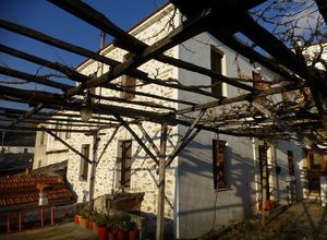 Μονοκατοικία προς πώληση Άγιος Λαυρέντιος (Αρτέμιδα) 170 τ.μ. 5 Υπνοδωμάτια