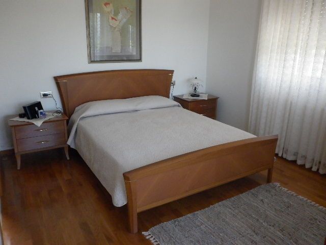 Photo 70055910