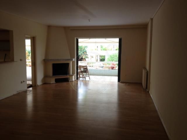 Photo 74850222