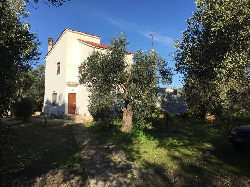 Detached House for sale Tsonia (Lesvos Mantamados)