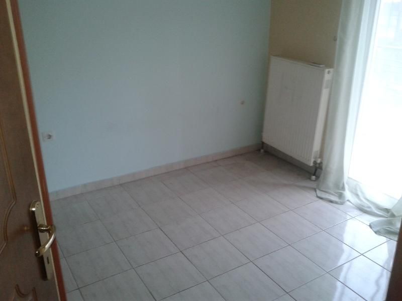 Photo 79933290
