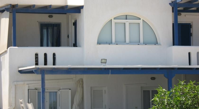 Paros