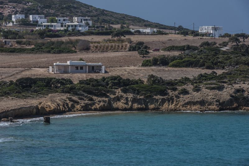 House Paros