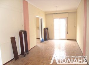 Apartment, Mpotsari