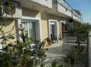 Apartment, Dioikitirio