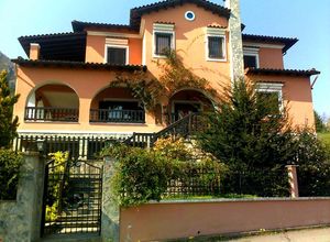 Μονοκατοικία προς πώληση Θεόδωρος Ζιάκας 186 τ.μ. 4 Υπνοδωμάτια