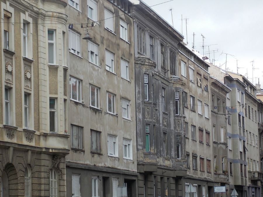 Photo 98648373